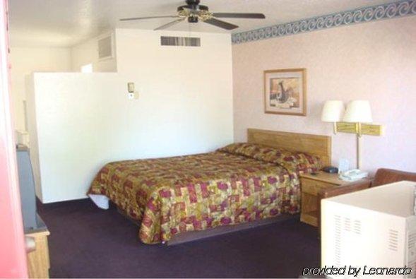 Carlsbad Inn , New Mexico Room photo